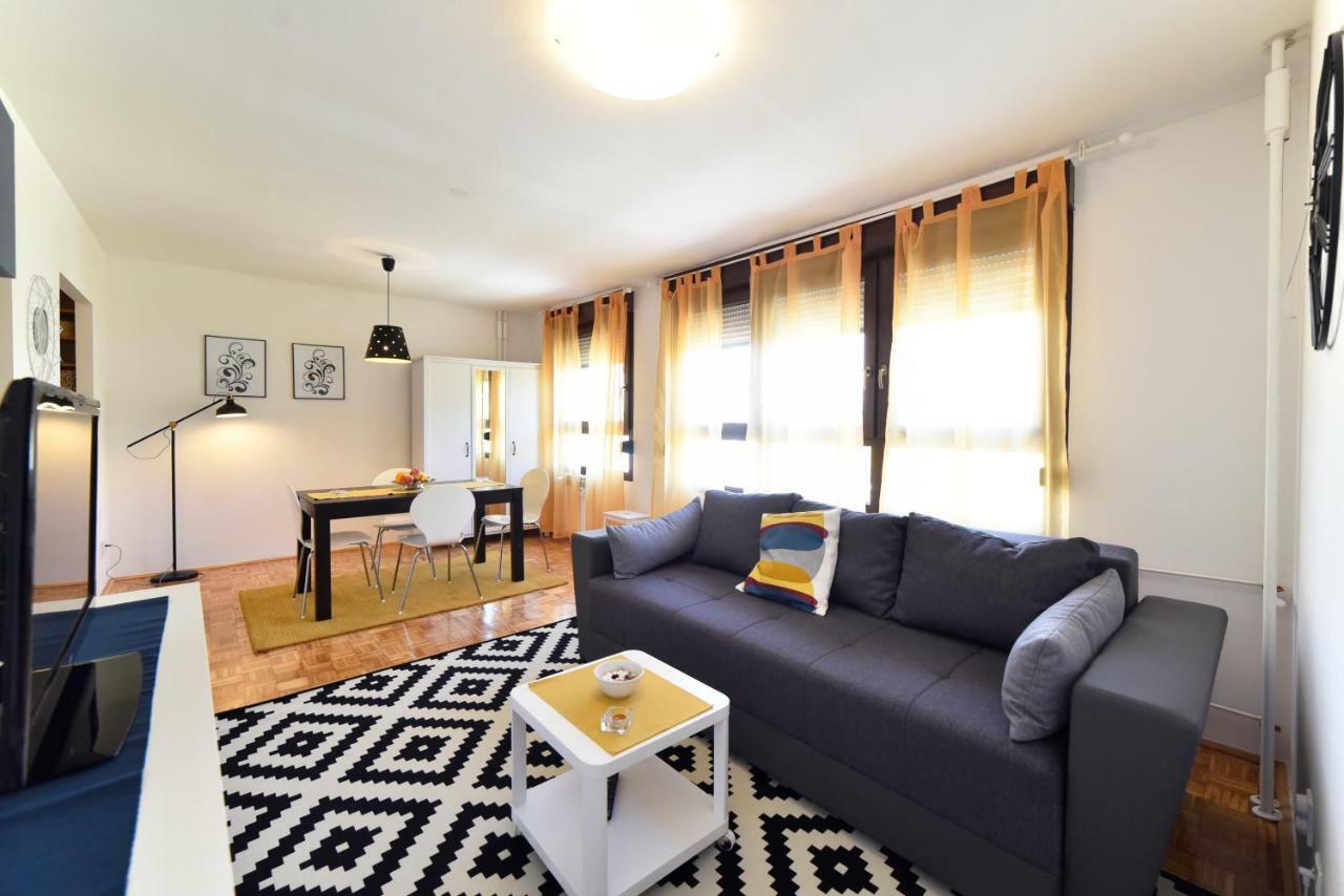 Apartment Place4U Zagreb Luaran gambar